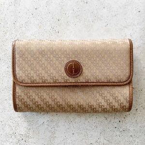 🌾 Vintage GUCCI GG Logo Monogram Bag Purse Clutch